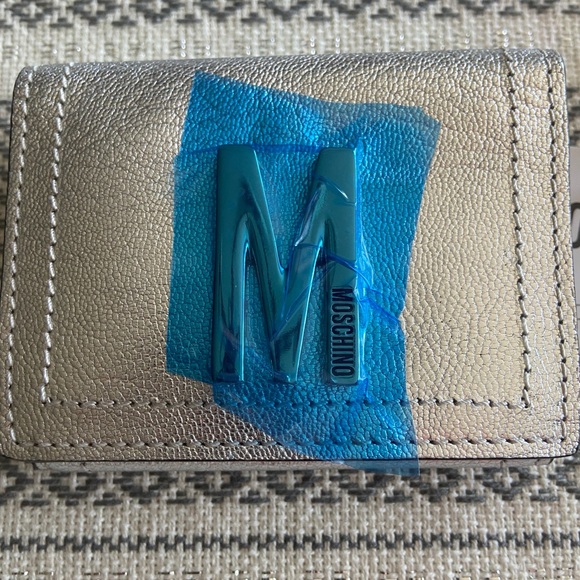 Moschino Metallic Logo Wallet - Picture 5 of 8